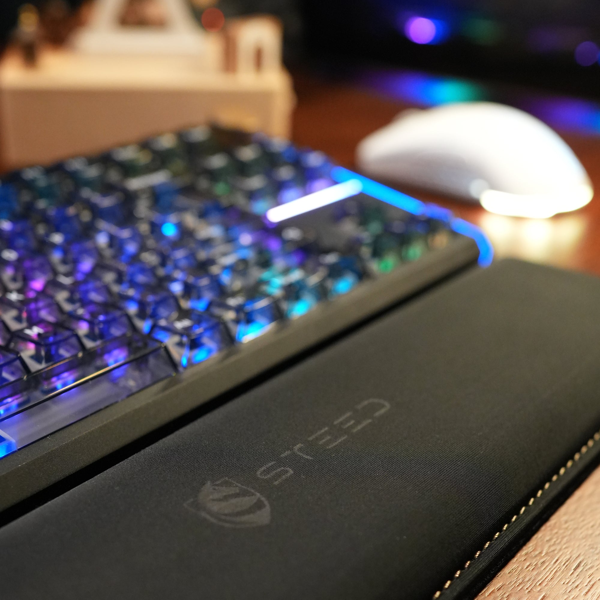 CLOUD v2 Cooling Gel Memory Foam Wrist Rest