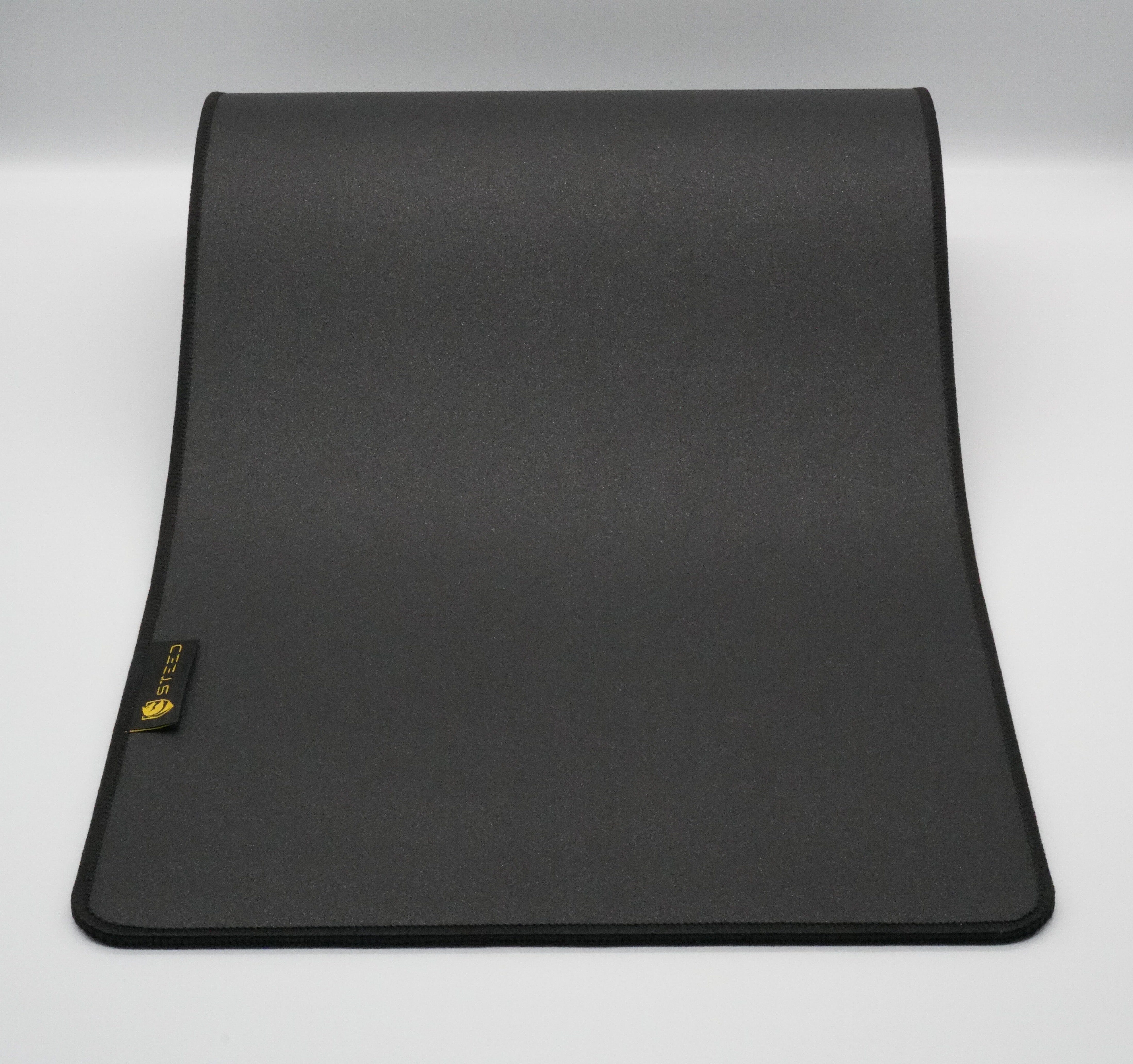 CANTER Mid-Hard Surface Speed Desk Mat XXL