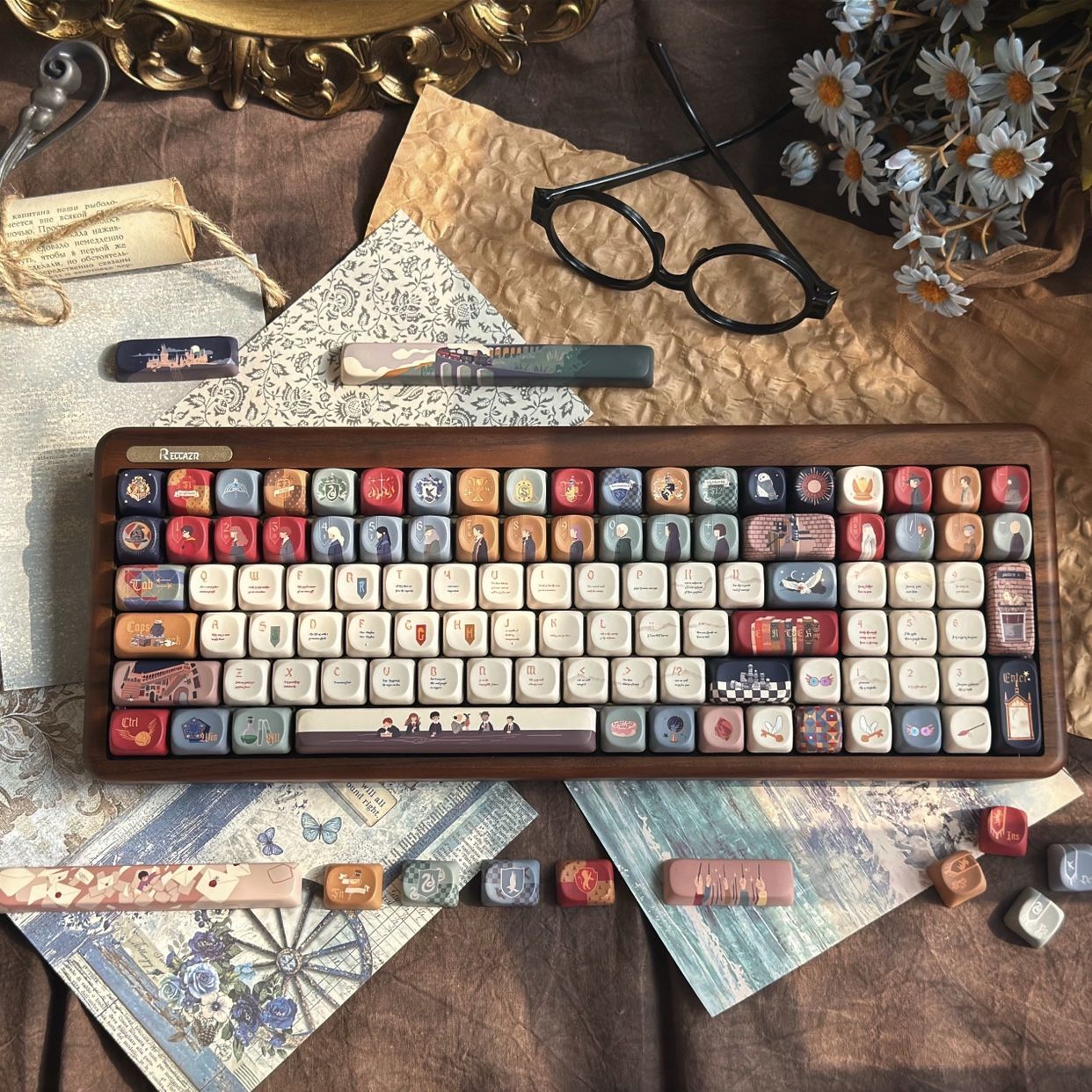 Hogwarts Keycap Set