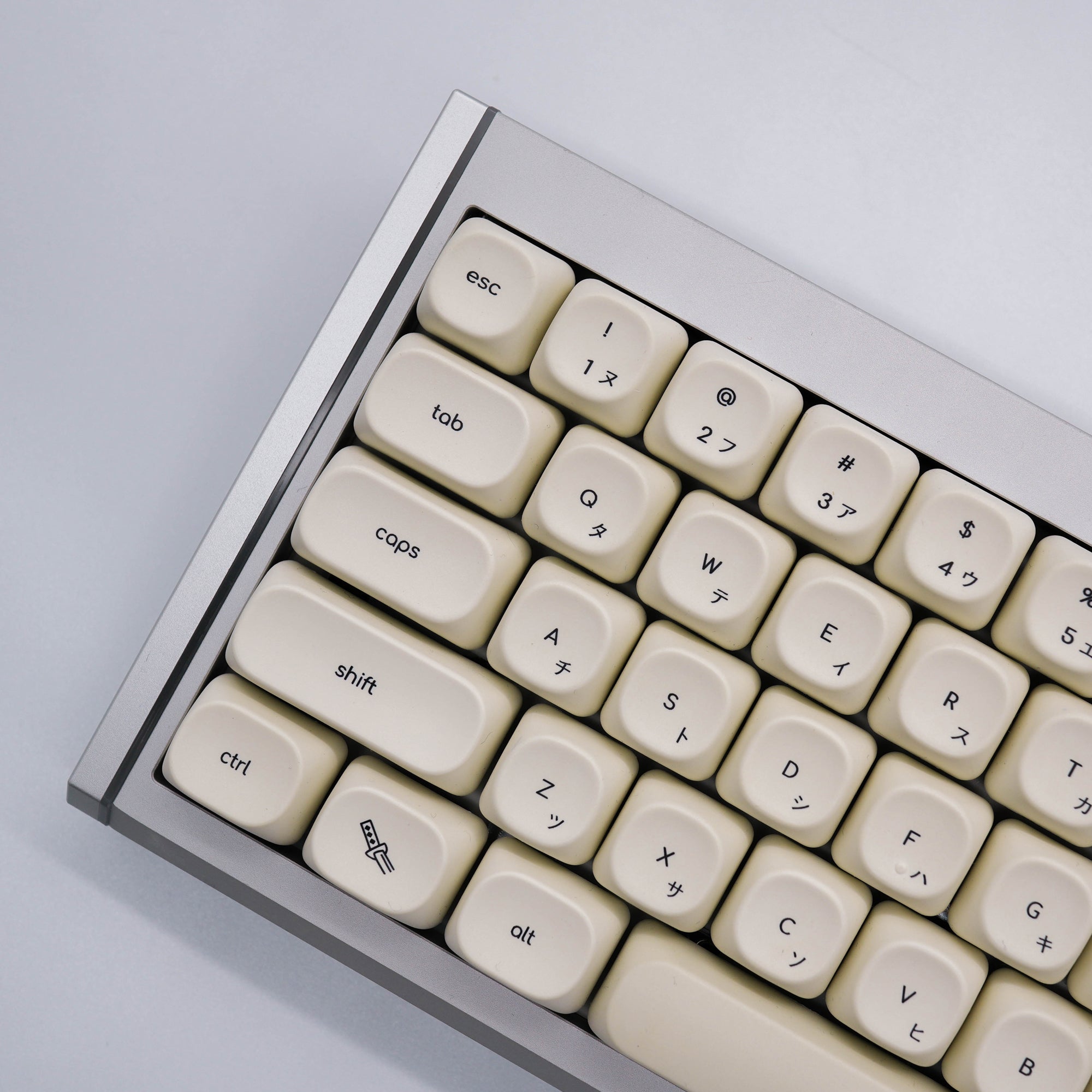 PYROIS 65 Silver Prebuilt