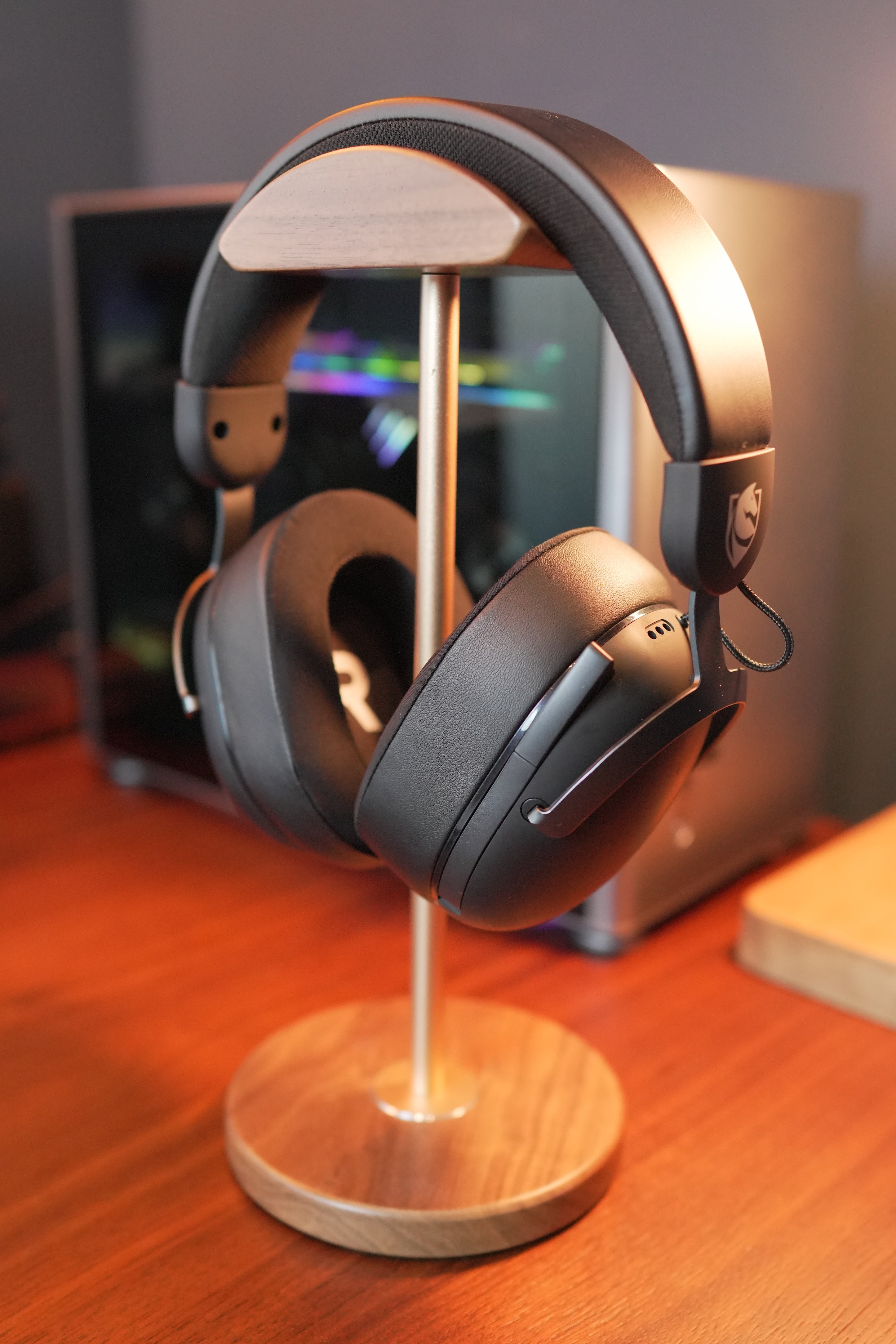 Valkyrie Wireless Low-Latency Gaming Headset (Pre-Order: ETA End Mar)