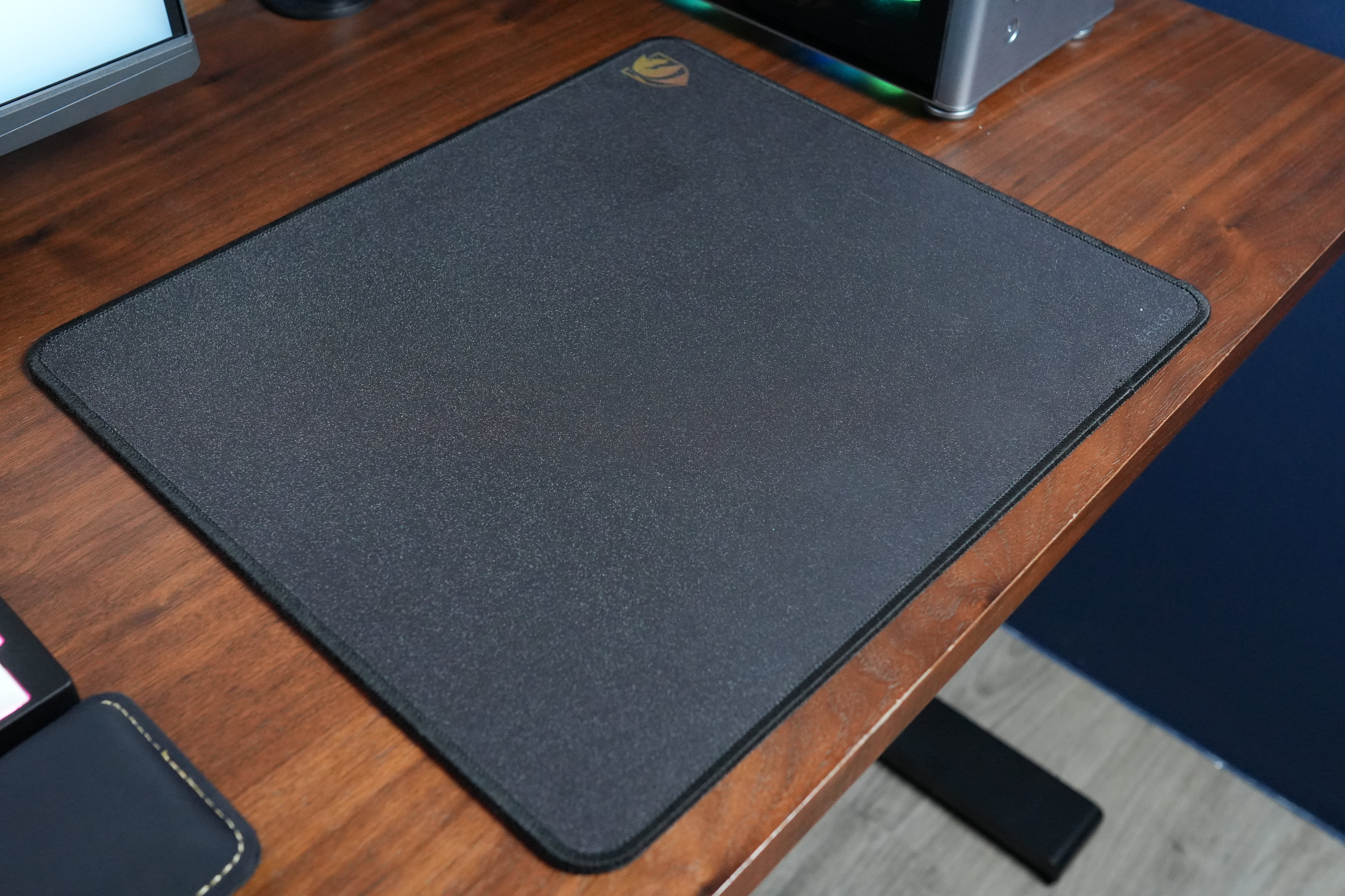 GALLOP Hard Surface Speed Mousepad XL