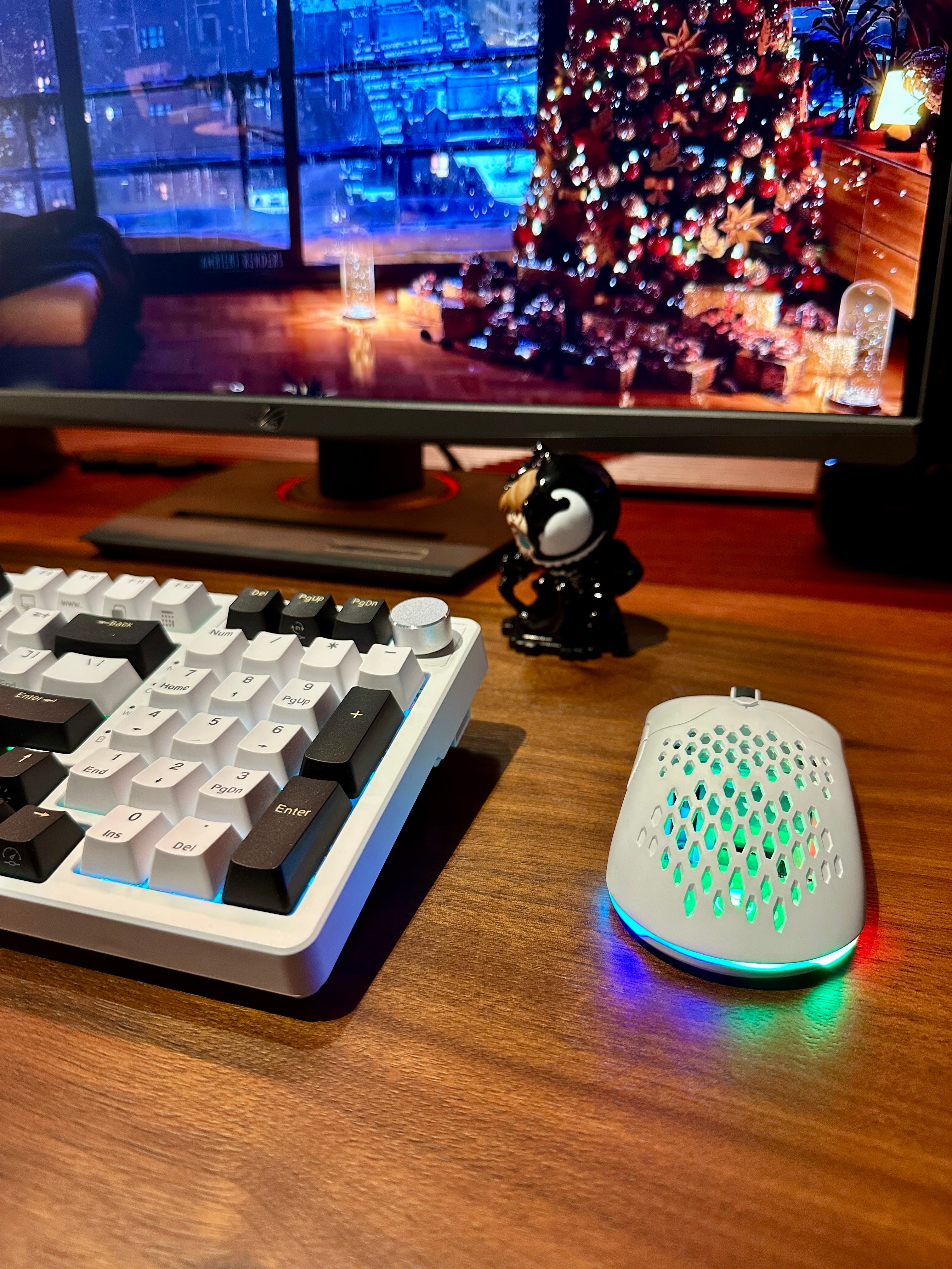 SMK98 white + G PRO 3.0 Yellow switch + Hybrid white keycap