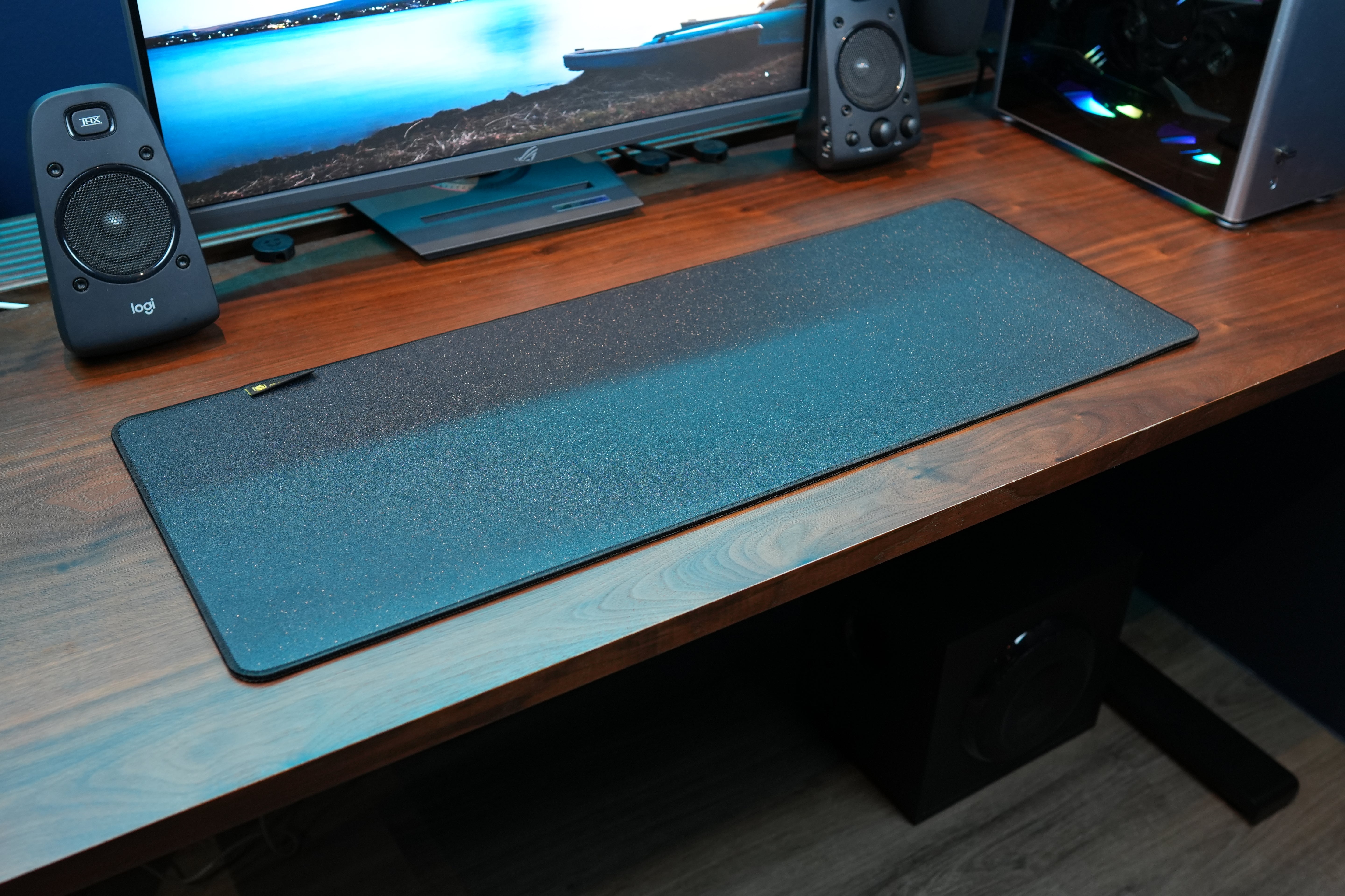 CANTER Mid-Hard Surface Speed Desk Mat XXL